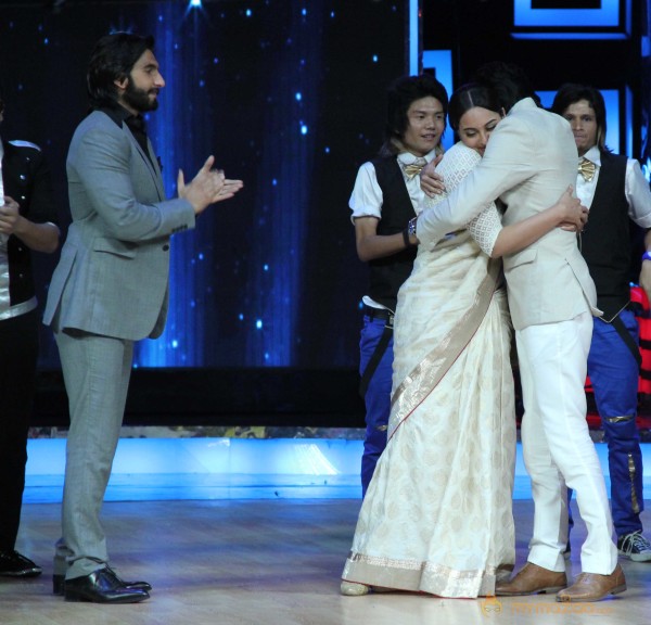 Lootera Team At Star Plus India Dancing Superstar 2 
