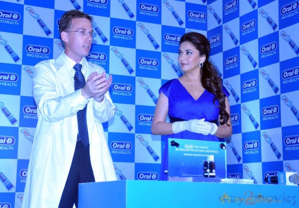 Madhuri Dixit at Oral-B Pro Health Launch Photos 