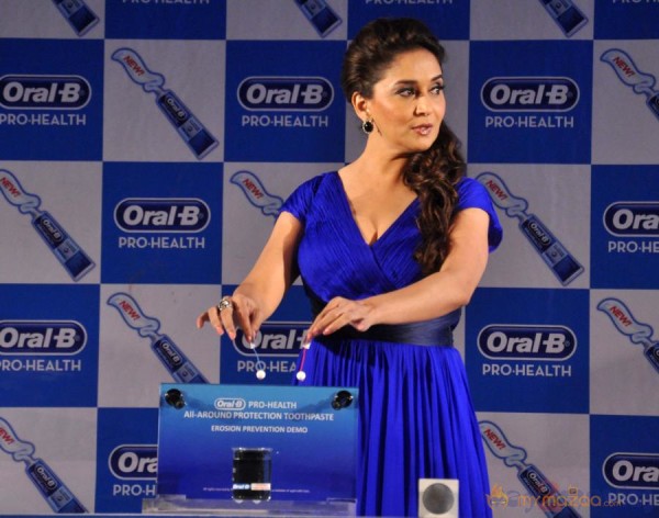 Madhuri Dixit at Oral-B Pro Health Launch Photos 