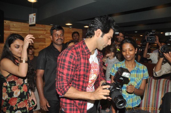 Main Tera Hero Pramotion Photos
