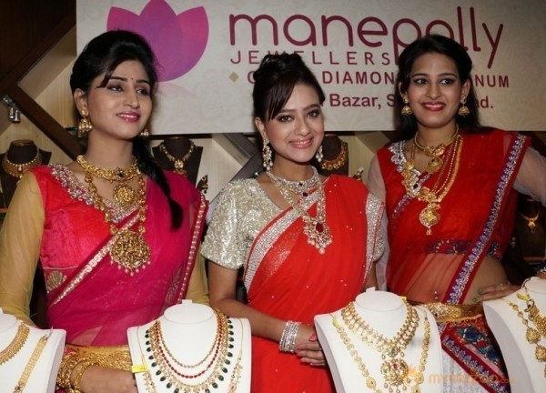 Manepally Dhanteras Jewellery Collections Launch Photos