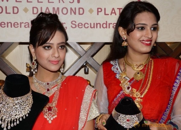 Manepally Dhanteras Jewellery Collections Launch Photos