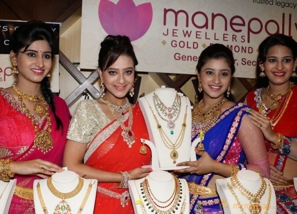 Manepally Dhanteras Jewellery Collections Launch Photos