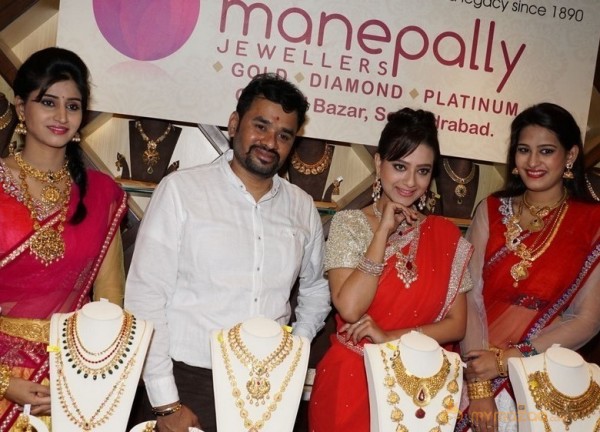 Manepally Dhanteras Jewellery Collections Launch Photos