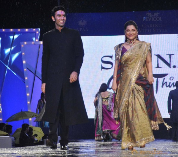 Manish Malhotra & Shaina NC For CPAA Fashion Show 