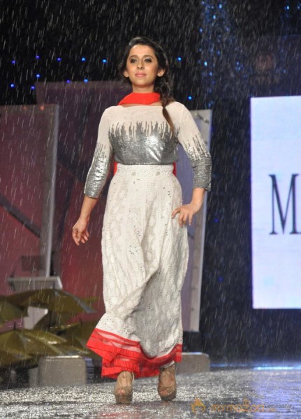 Manish Malhotra & Shaina NC For CPAA Fashion Show 