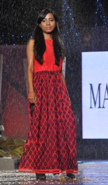 Manish Malhotra & Shaina NC For CPAA Fashion Show 