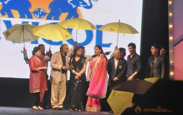 Manish Malhotra & Shaina NC For CPAA Fashion Show 