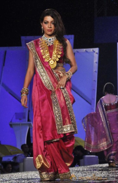 Manish Malhotra & Shaina NC For CPAA Fashion Show 
