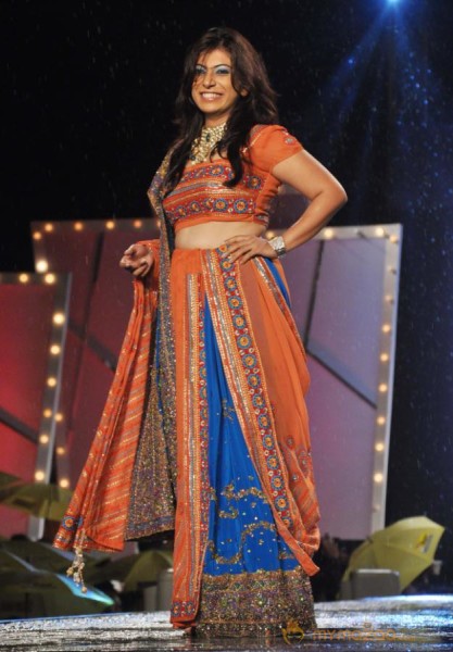 Manish Malhotra & Shaina NC For CPAA Fashion Show 