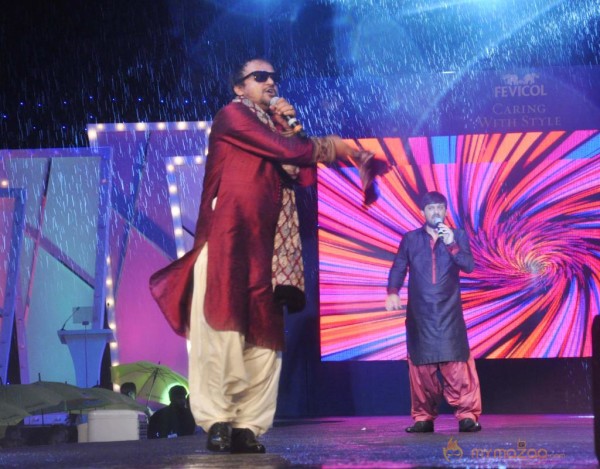 Manish Malhotra & Shaina NC For CPAA Fashion Show 