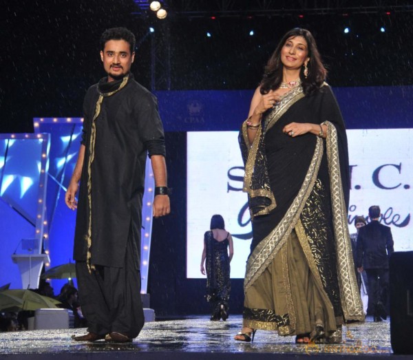 Manish Malhotra & Shaina NC For CPAA Fashion Show 