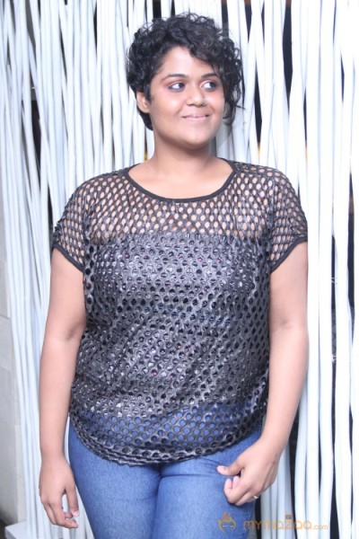 Maria Roe Vincent Neethan Yen Dream Girl Launch Photos