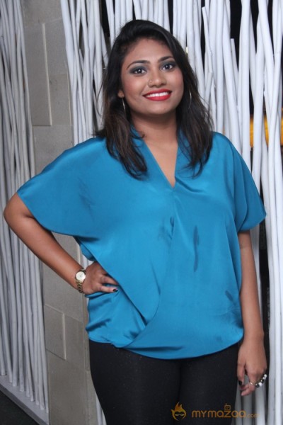 Maria Roe Vincent Neethan Yen Dream Girl Launch Photos
