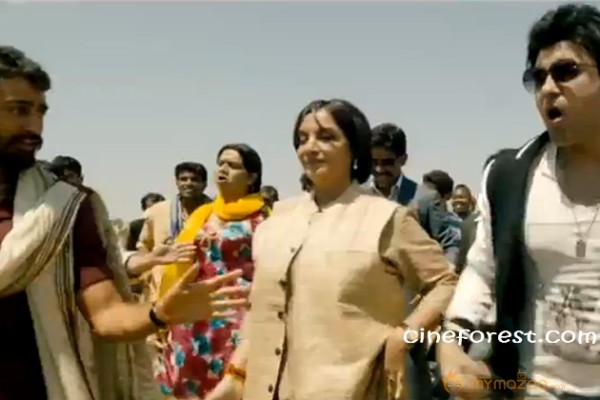 MATRU KI BIJLEE KA MANDOLA MOVIE GALLERY