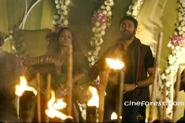 MATRU KI BIJLEE KA MANDOLA MOVIE GALLERY