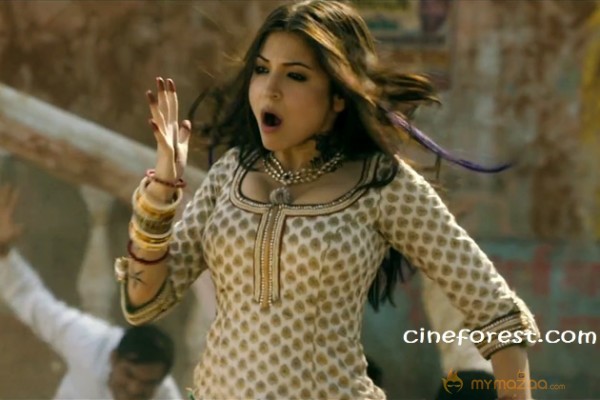 MATRU KI BIJLEE KA MANDOLA MOVIE GALLERY