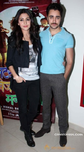MATRU KI BIJLEE KA MANDOLA MOVIE PICS