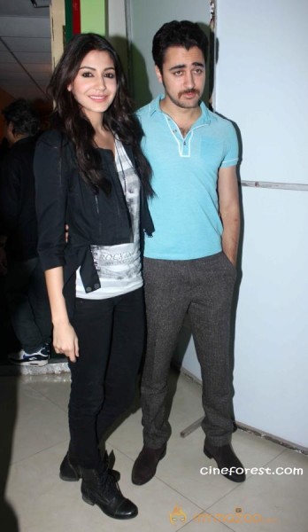 MATRU KI BIJLEE KA MANDOLA MOVIE PICS