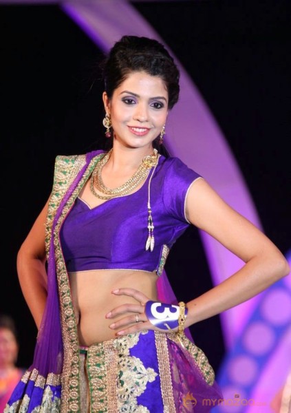 Miss n Mrs India Gujarati Fashion Show Photos