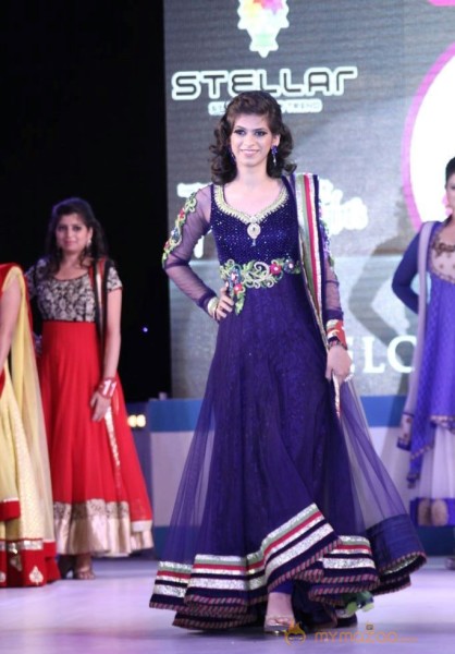 Miss n Mrs India Gujarati Fashion Show Photos02