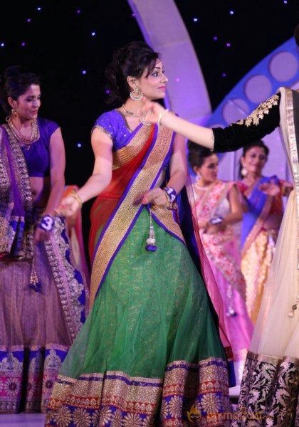 Miss n Mrs India Gujarati Fashion Show Photos02