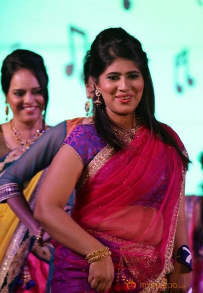 Miss n Mrs India Gujarati Fashion Show Photos02