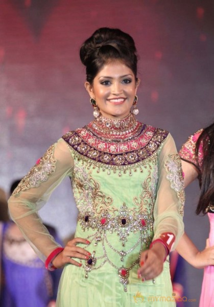 Miss n Mrs India Gujarati Fashion Show Photos02