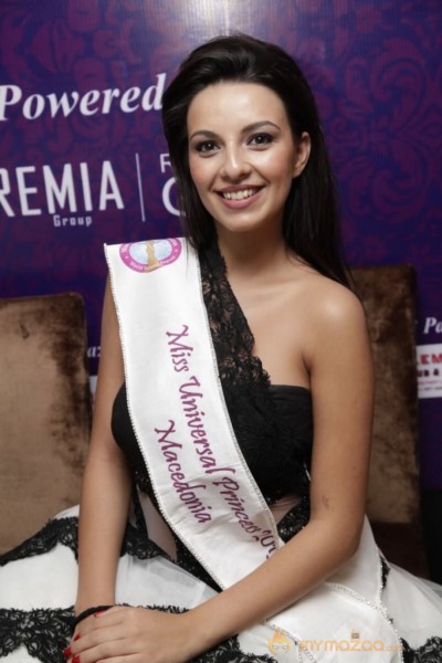 Miss Universal Princess 2013 Photos