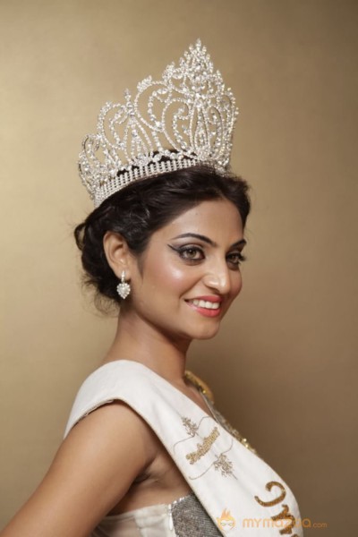 Miss Universal Princess 2013 Photos