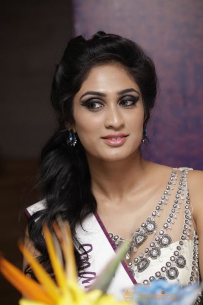 Miss Universal Princess 2013 Photos