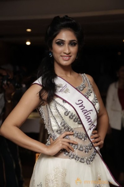 Miss Universal Princess 2013 Photos