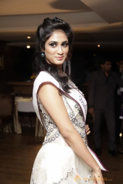 Miss Universal Princess 2013 Photos