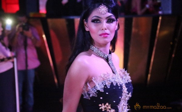 Models and Celebrities at The Pink Affair Fashion Show Photos