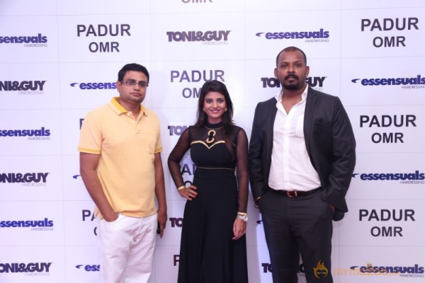 Models at Seventeenth Essensuals Launch Stills