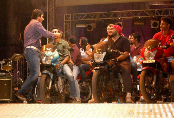 Mtv Rodies Flag Off By 3 Idiots 