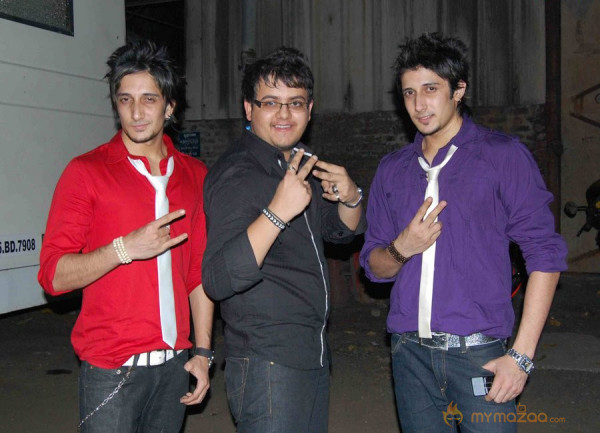 Mtv Rodies Flag Off By 3 Idiots 