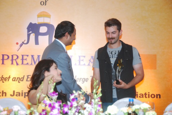 Neil Nitin Mukesh-Ameesha Patel at JPL Season-2 Launch 