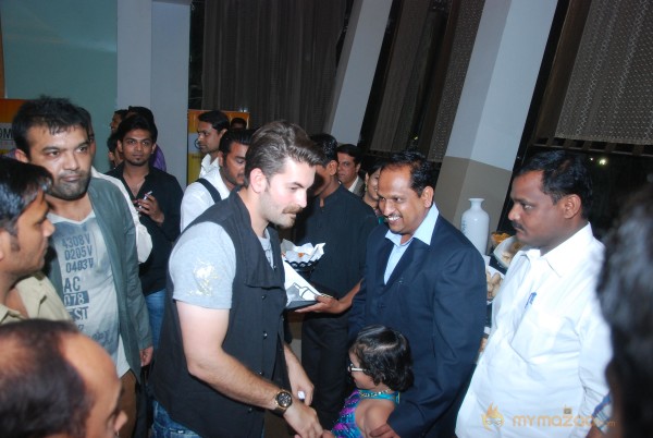 Neil Nitin Mukesh-Ameesha Patel at JPL Season-2 Launch 