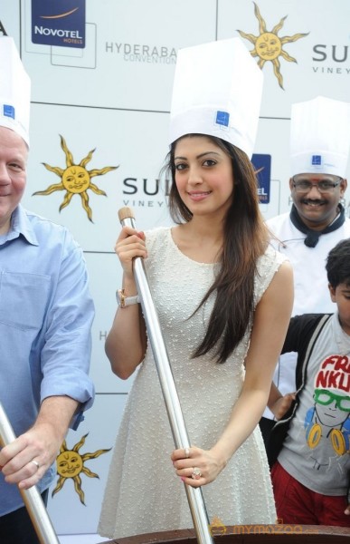 Novotel Fruit Mixing Brunch Ceremony Photos