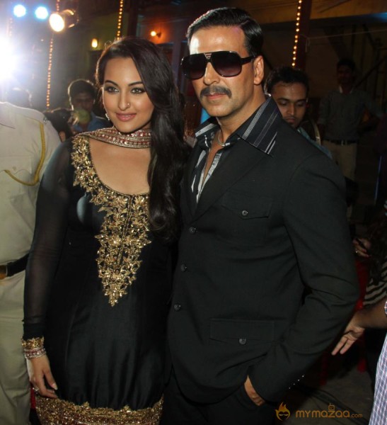 Once Upon A Time In Mumbaai Again First Look Launch  