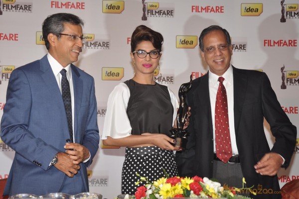 Priyanka At 59th Idea Filmfare Awards 2013