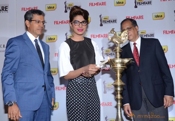 Priyanka At 59th Idea Filmfare Awards 2013