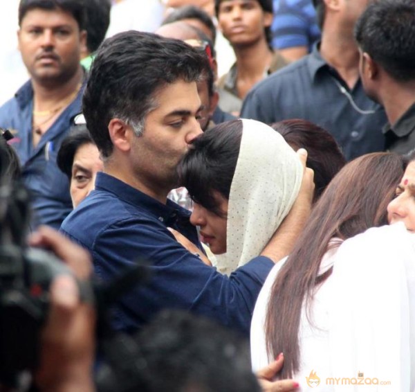 Priyanka Chopra Father Funeral Photos