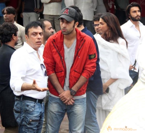 Priyanka Chopra Father Funeral Photos
