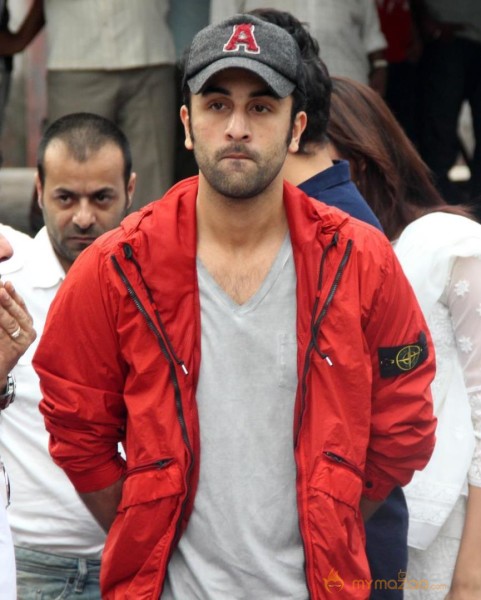 Priyanka Chopra Father Funeral Photos