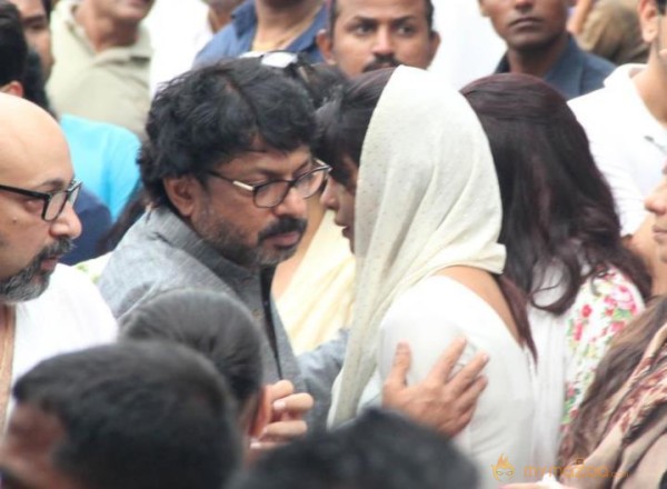 Priyanka Chopra Father Funeral Photos