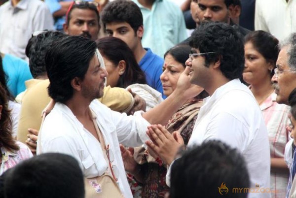 Priyanka Chopra Father Funeral Photos
