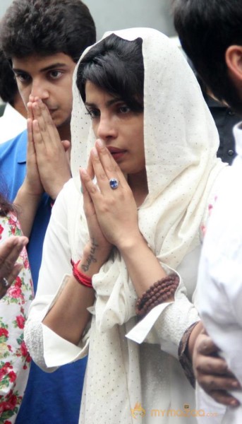 Priyanka Chopra Father Funeral Photos