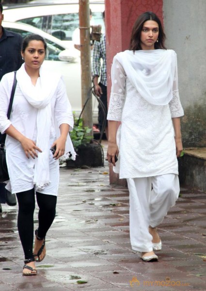 Priyanka Chopra Father Funeral Photos